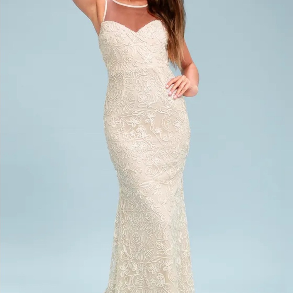 Nathalie Cream Embroidered Maxi Dress (M)